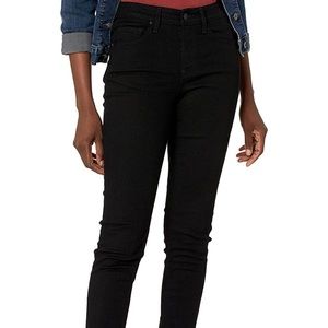 Levi women’s skinny Jean
